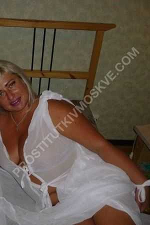 Ира, метро Раменки