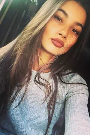 оля, метро Щукинская