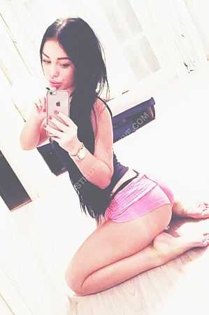 Аня, метро Бауманская