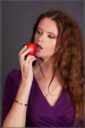 Ирина, метро Севастопольская