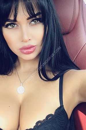 Юля, метро Ботанический сад