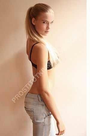 Даша, метро Калужская