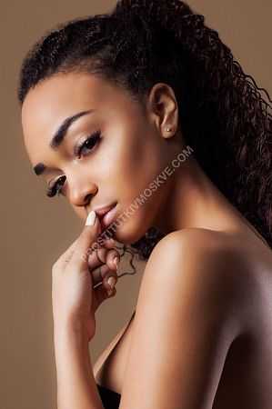 Сильвия, метро Арбатская