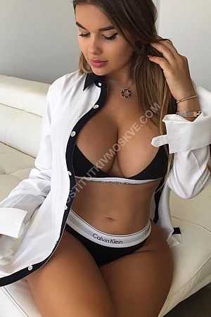 рената, метро Сретенский бульвар