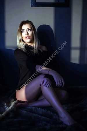 Ира, метро Озёрная