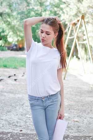 аиша, метро Выставочная