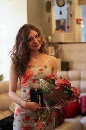 Диана, метро Добрынинская