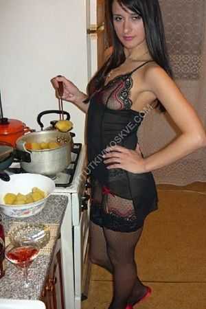 Анжела, метро Воробьёвы горы