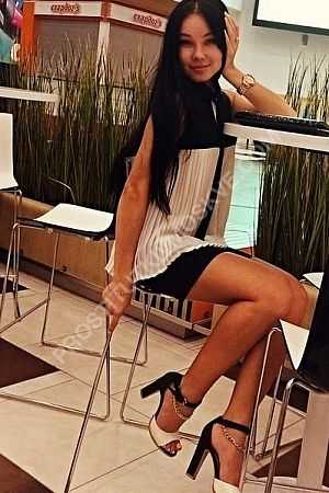 Алина, метро Алексеевская