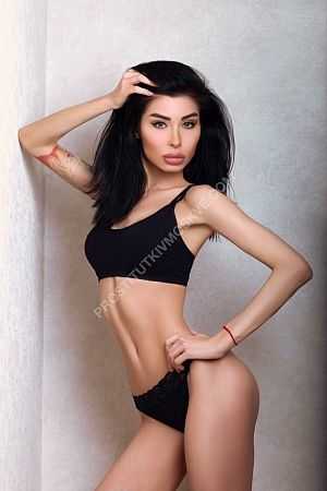 Зара, метро Маяковская