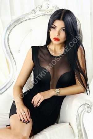 Ника, метро Аннино