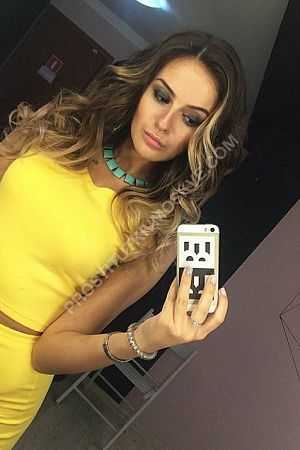 Света, метро Рассказовка