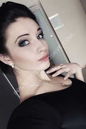 Оксана, метро Воробьёвы горы