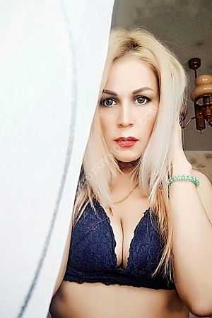 Ульяна, метро Выставочная