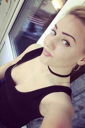 Света, метро Маяковская