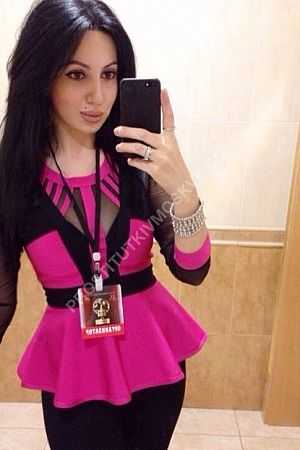 Ира, метро Киевская