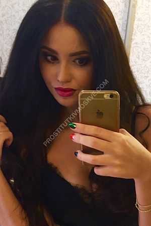 Алиса, метро Профсоюзная