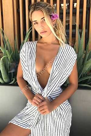 Даша, метро Римская