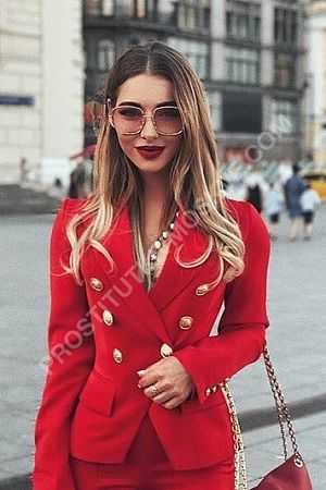 Даша, метро Митино