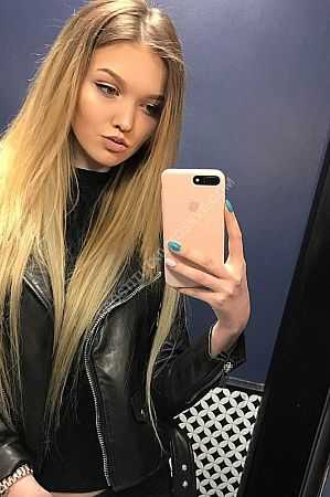 Света, метро Сухаревская