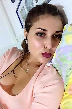 Вероника, метро Улица Академика Янгеля