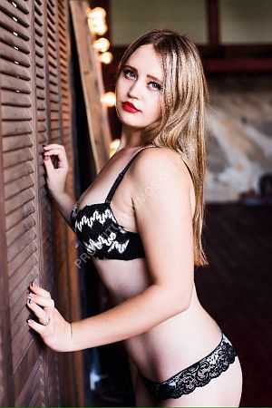 Мила, метро Октябрьское Поле