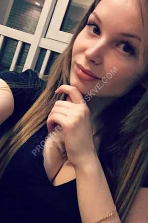 Яна, метро Третьяковская