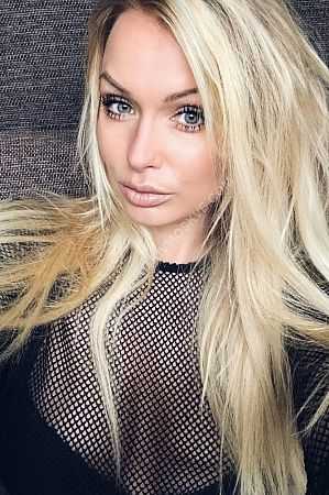 Аля, метро Крылатское