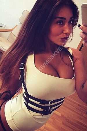 Ира, метро Шелепиха