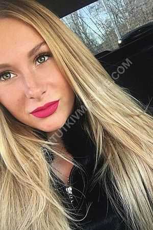 Марина, метро Калужская