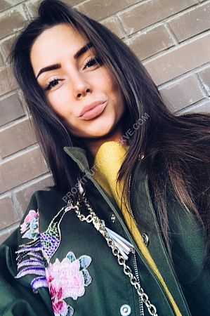 Александра, метро Варшавская