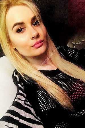 Валентина, метро Орехово