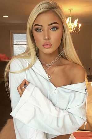 Лера, метро Славянский бульвар