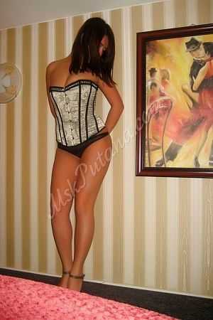 Настя, метро Боровицкая