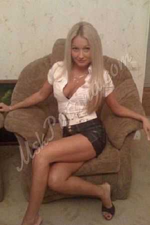 Юля, метро Балтийская