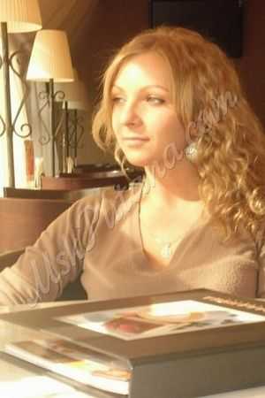 Виктория, метро Беляево