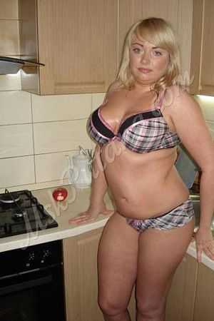 Ксения, метро ЗИЛ