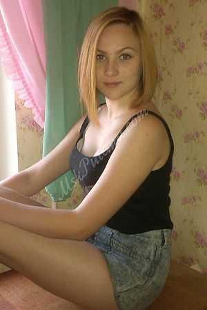 Ульяна, метро Улица 1905 года