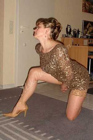 Света, метро Смоленская