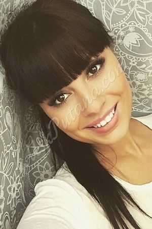 Алиса, метро Выставочная