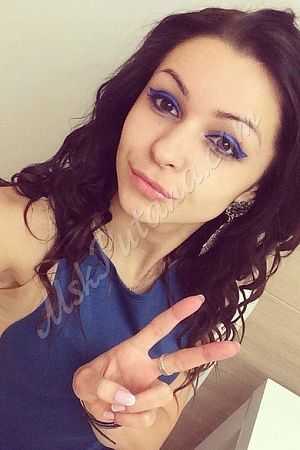 Аня, метро Бульвар Дмитрия Донского