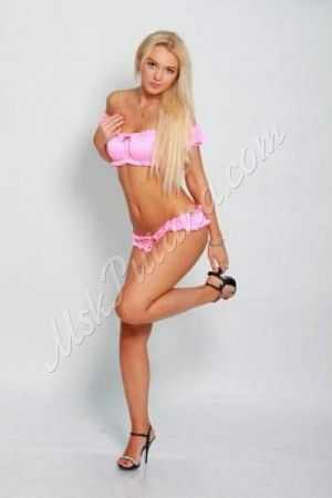 Ира, метро Красные Ворота