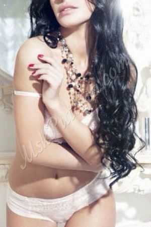 Марина, метро Петровский парк