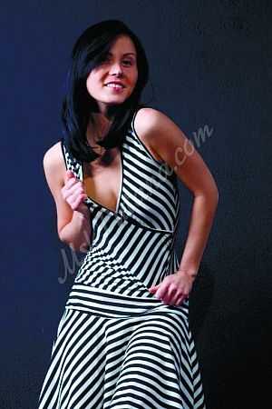 Виолетта, метро Окружная