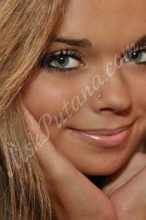 Анна, метро Тверская