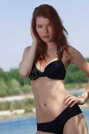 Луиза, метро Новохохловская