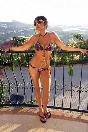 Настя, метро Лужники