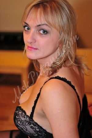 Настя, метро Панфиловская