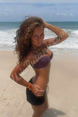 Лена, метро Боровицкая