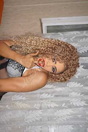 sarah, метро Международная